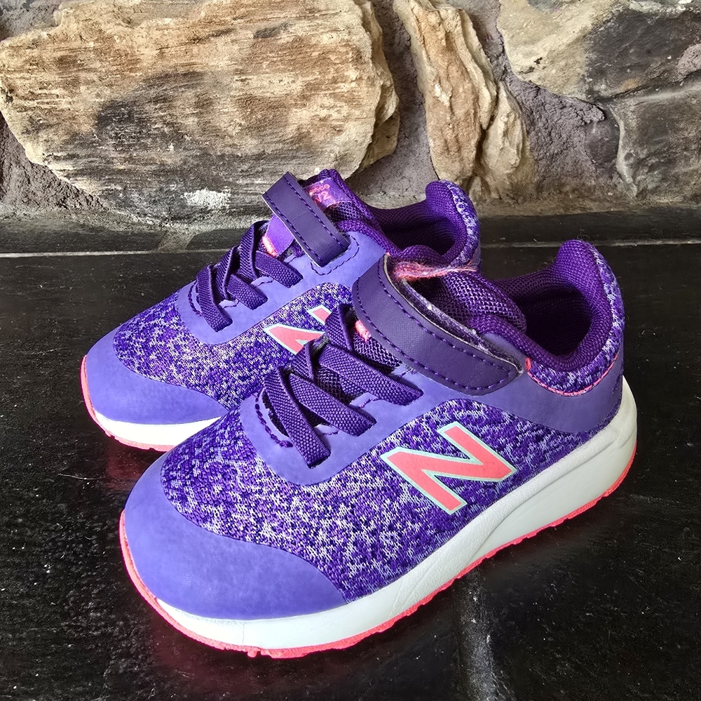 New Balance Purple Sneakers Size 7 - Picture 2 of 7